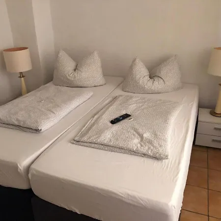 Apartment Ferienwohnung Allegretto Kontaktloser Check In Und Out Sangerhausen